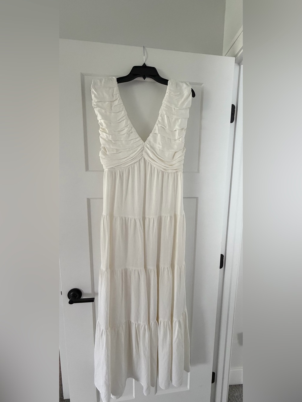 Chelsea28 Ivory Tiered V-Neck Maxi Dress